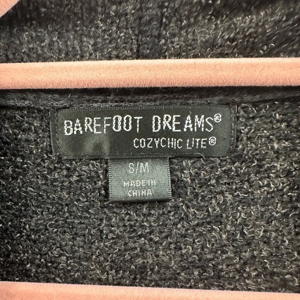 Barefoot Dreams CozyChic Lite Island Wrap Cardigan Size: S/M - Picture 4 of 5